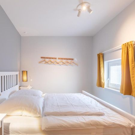 Ferienwohnung Fietes Kajüte Husum  Exterior foto