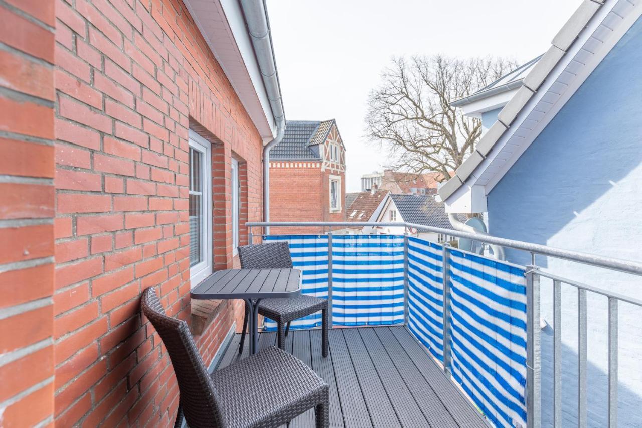 Ferienwohnung Fietes Kajüte Husum  Exterior foto